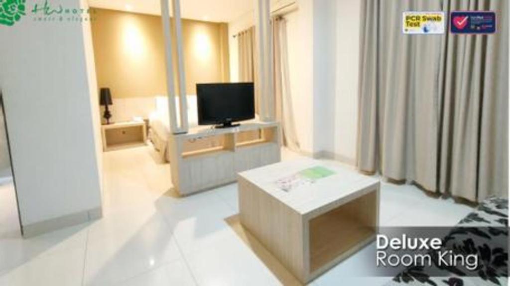 Hw Hotel Padang Exterior foto